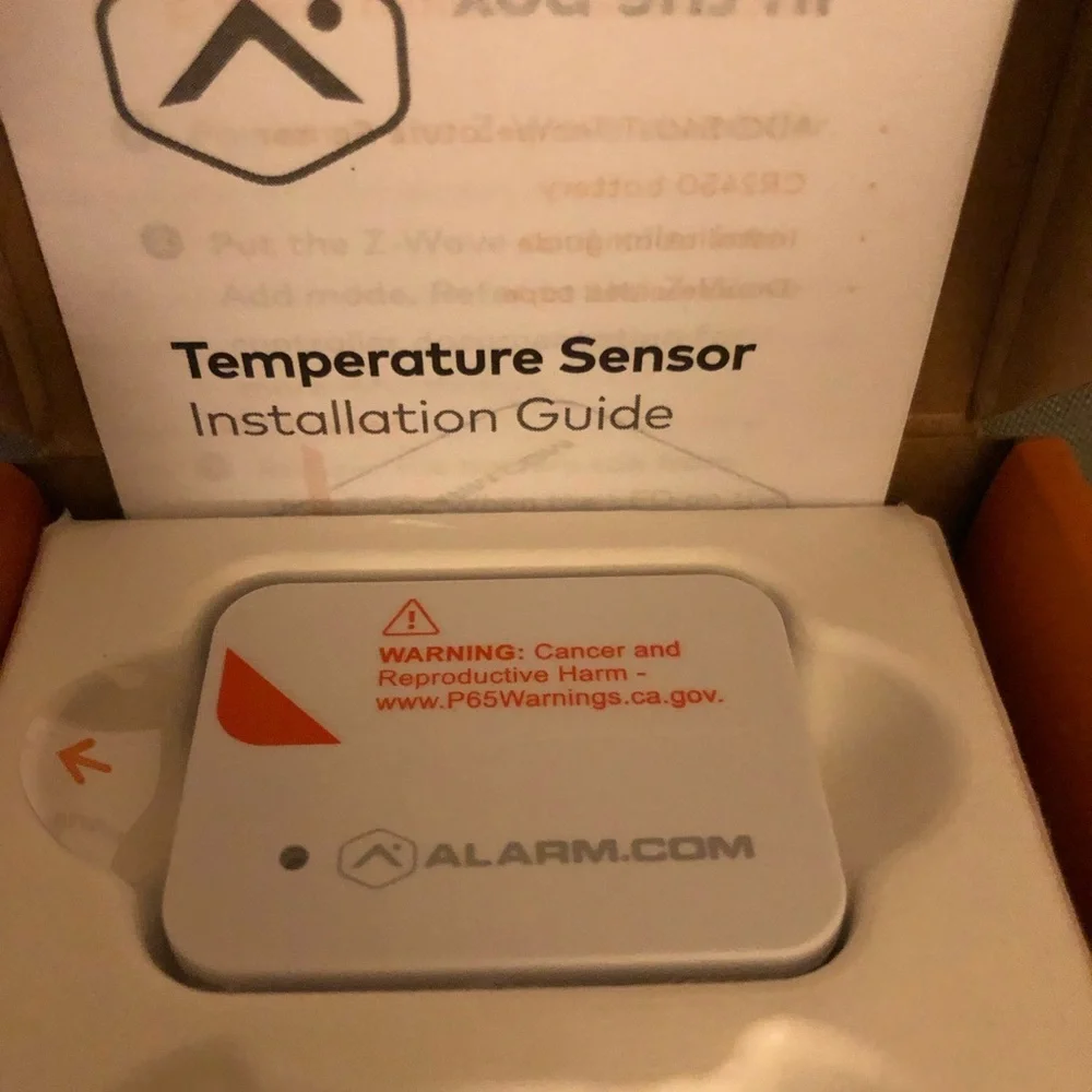 Alarm.com Temperature Sensor - Picture 6 of 6